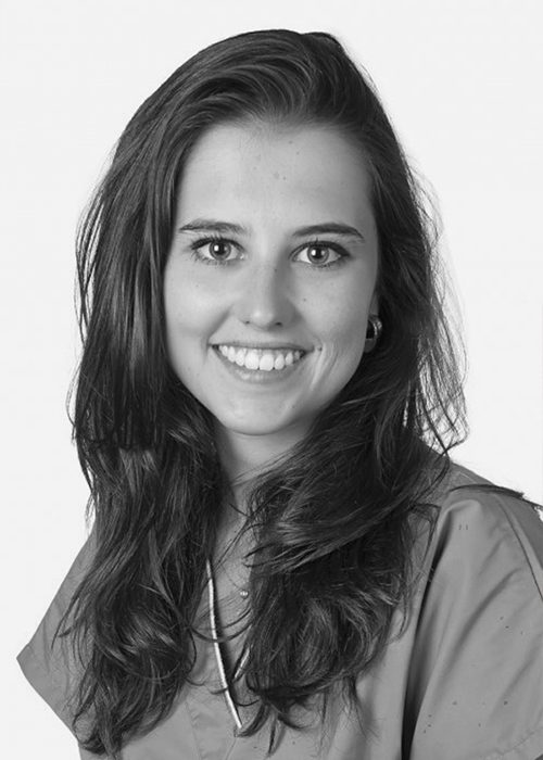 Invisalign Madrid Doctora Leire Boccio